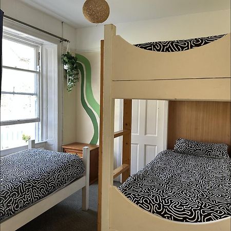 The Grapevine Hostel Dingle Bagian luar foto