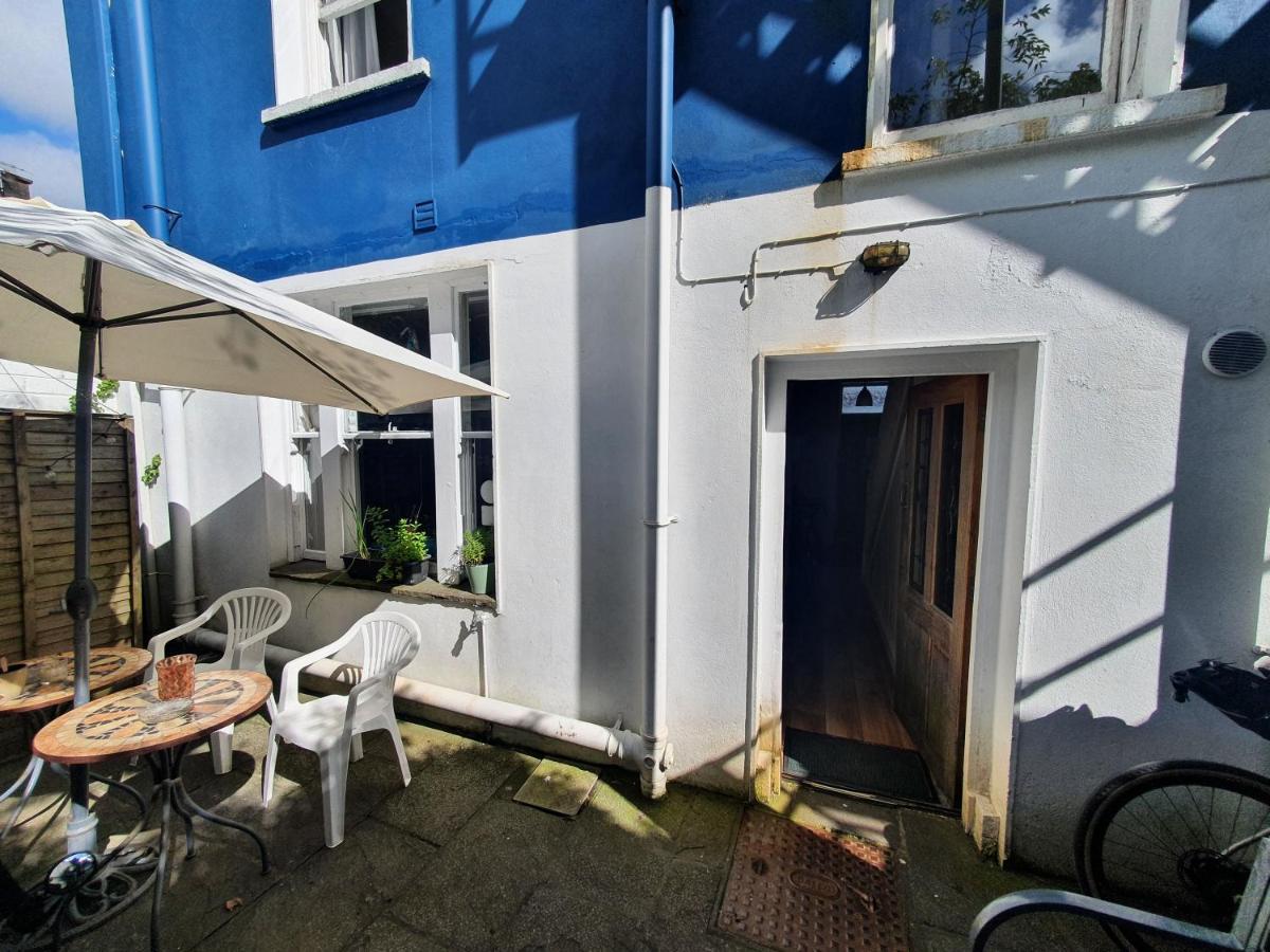 The Grapevine Hostel Dingle Bagian luar foto