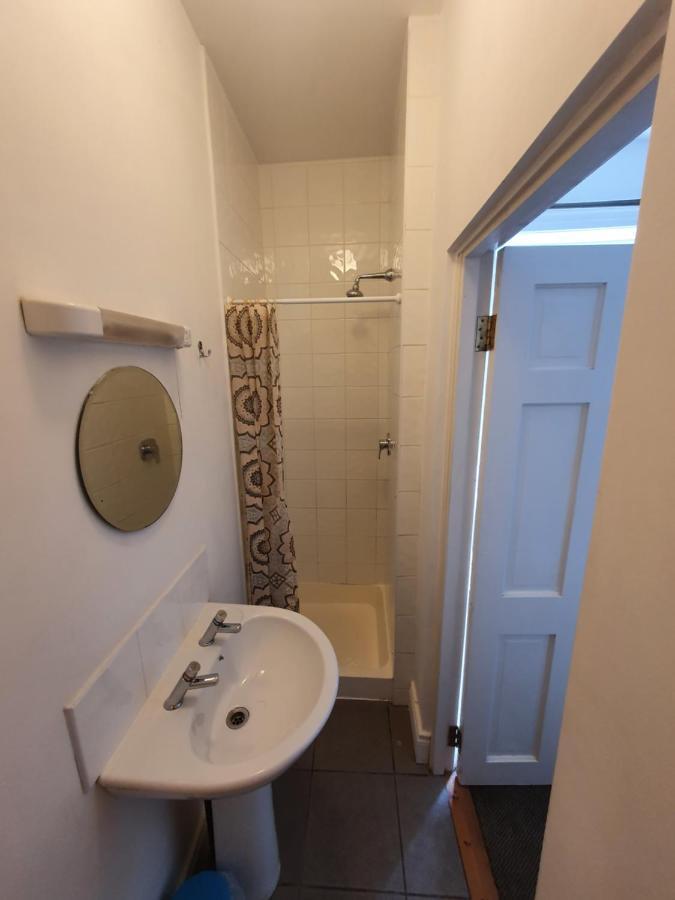 The Grapevine Hostel Dingle Bagian luar foto