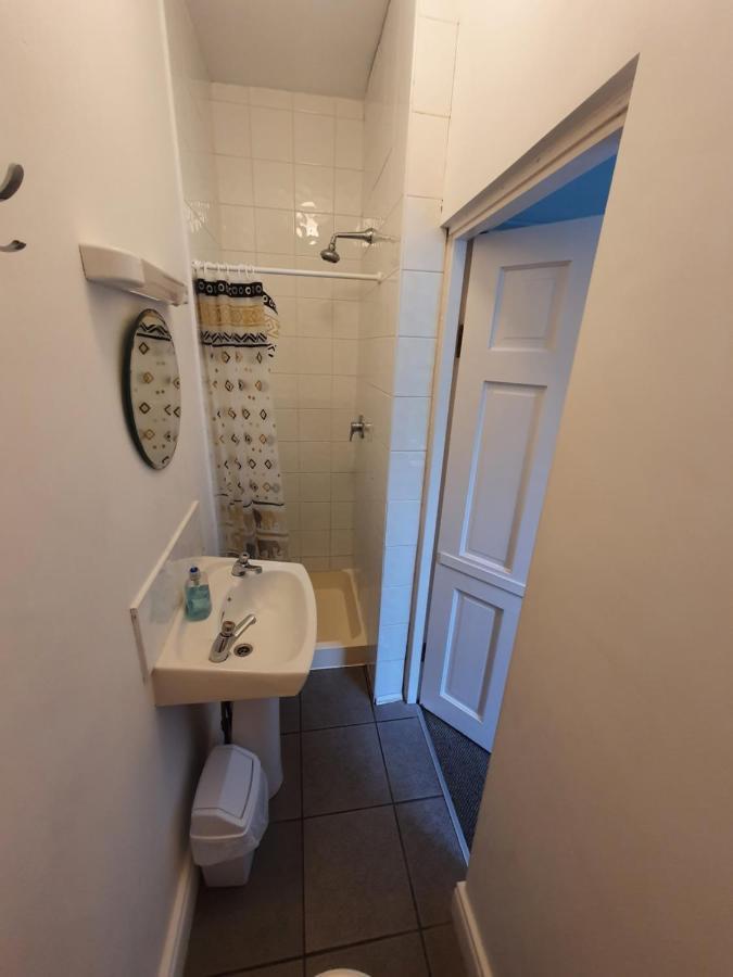 The Grapevine Hostel Dingle Bagian luar foto